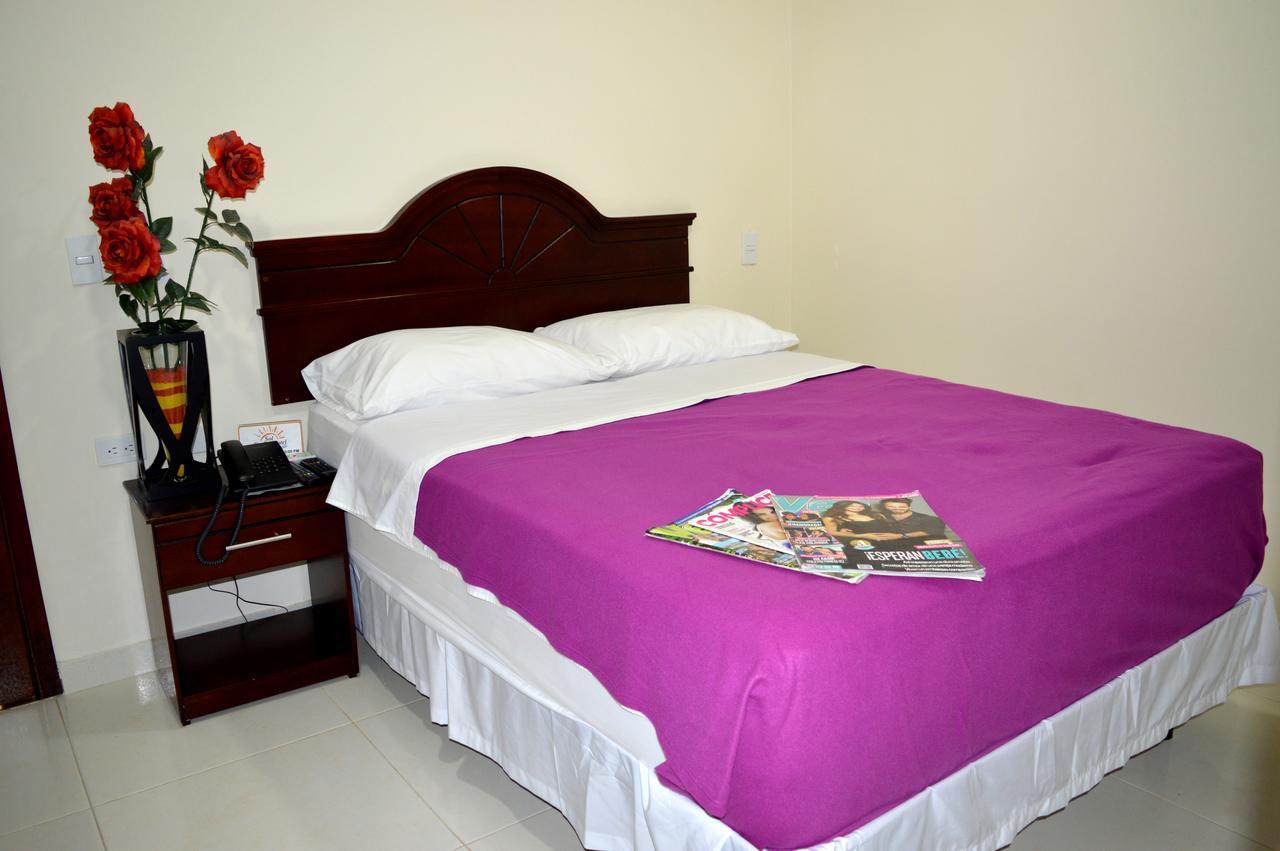 Sol Caribe Hotel Soledad Екстериор снимка
